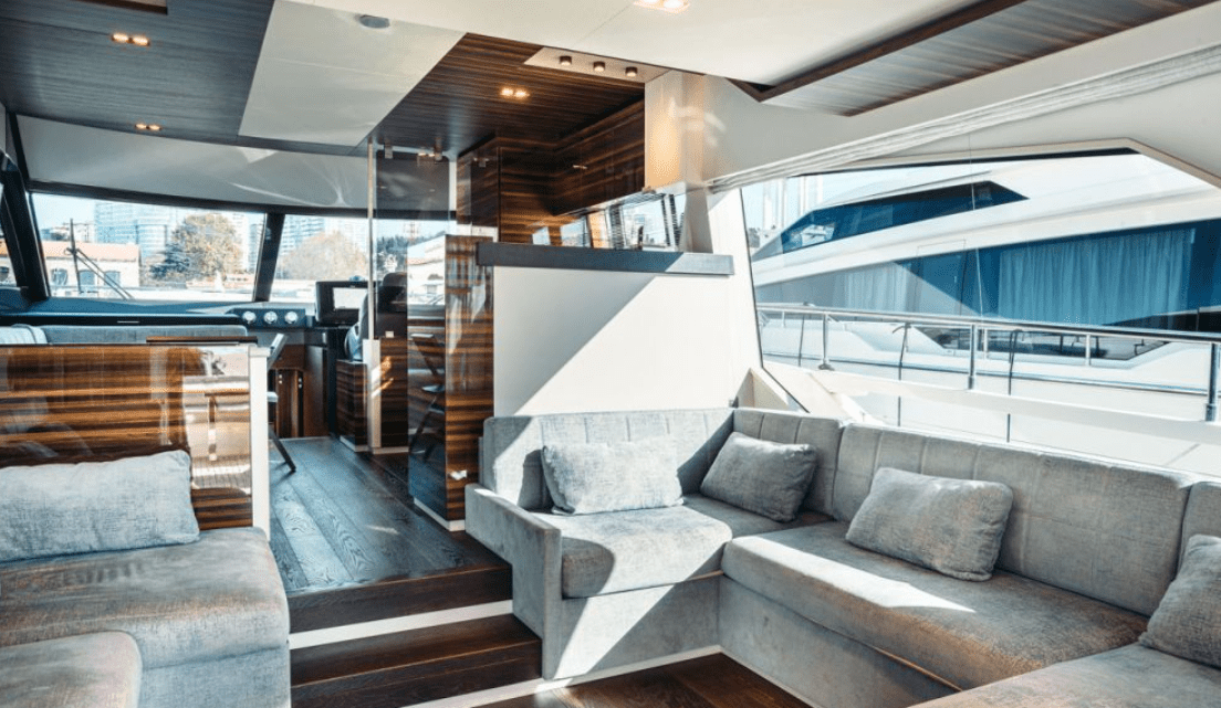 Интерьер Ferretti Yachts 670: как дизайнеры создали атмосферу пятизвездочного отеля