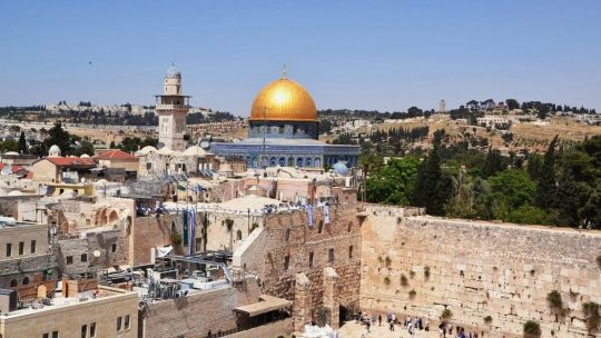 Пять святых городов, которые стоит включить в маршрут хотя бы раз в жизни